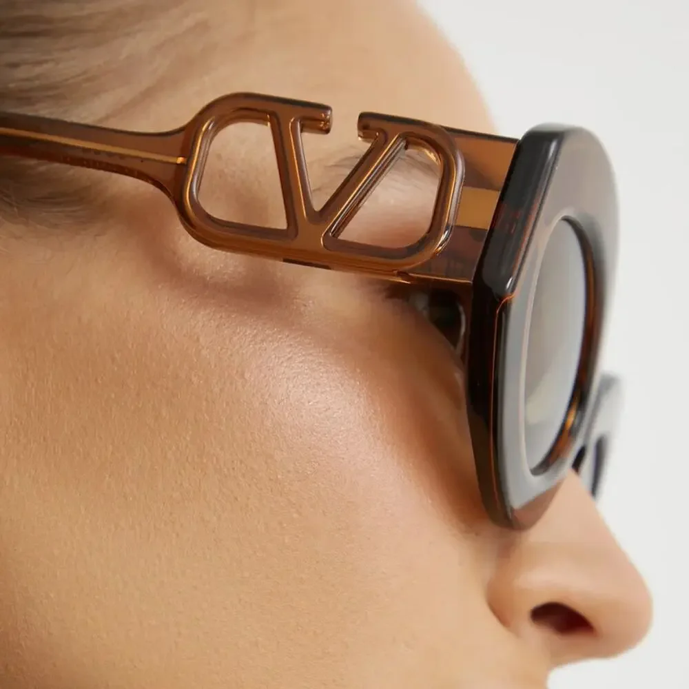 New! Valentino V SOUL II VLS 128B Chic Brown Sunglasses, Authentic
